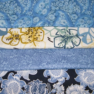 4 FQ Bundle – BLUE FLORAL Prints 100% Cotton Quilt Craft Fabric Fat Quarters