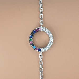 Silber Armband, kleine CZ Armband, Geschenk für sie, Kristall Armband, minimalistischen Schmuck, Regenbogen-Armband