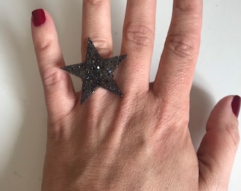 Estrella grande Anillos de resina 400-geométrico enorme Anillo de estrella negro anillo grande ajustable resina epoxi arte portátil mini escultura