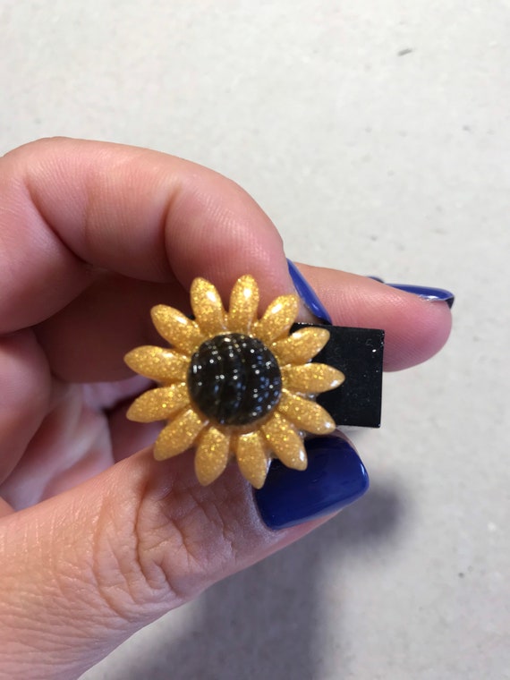 Huge  sunflower ring Resin 464 geometric huge ring golden big ring epoxi resine wearable art mini sculpture