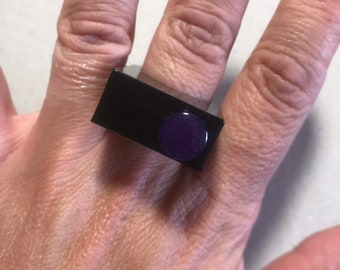 Huge black purple ring Resin 455, geometric huge ring black big ring epoxi resine wearable art mini sculpture