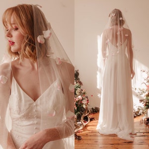 SAMPLE SALE blossom veil. long veil. Petals. Pink and ivory veil. Flower veil. image 2