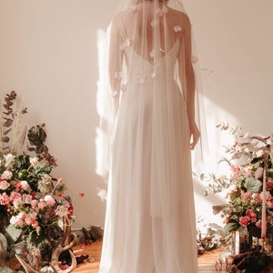 SAMPLE SALE blossom veil. long veil. Petals. Pink and ivory veil. Flower veil. image 5