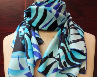 Vintage Exotic Leaves Scarf: Retro Blue & Black Head Cover