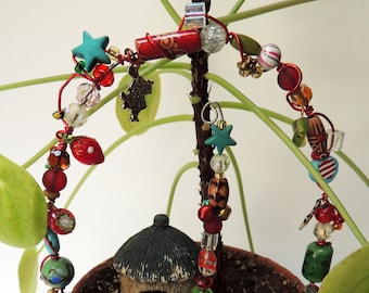 Fairy Garden "Wonderland" Archway Totem Set: Beaded Plant Decor