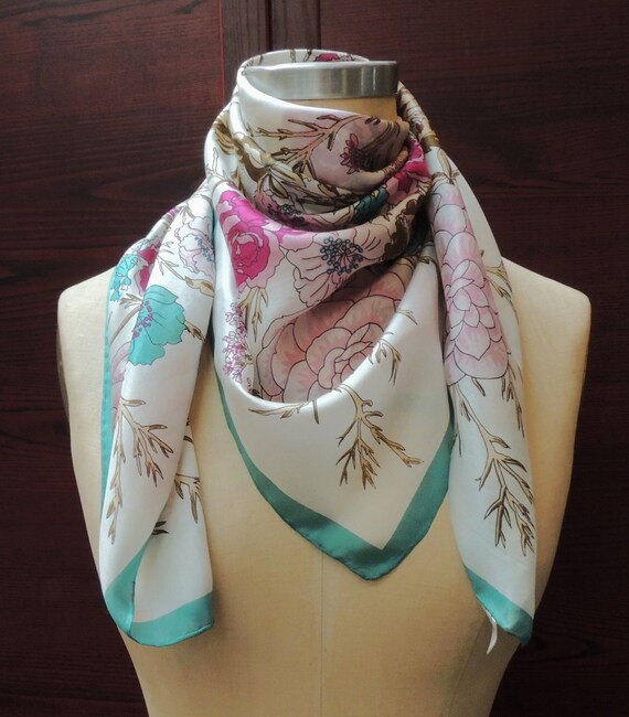 Vintage "Tossed Bouquets" Scarf: Retro Headscarf,… - image 2