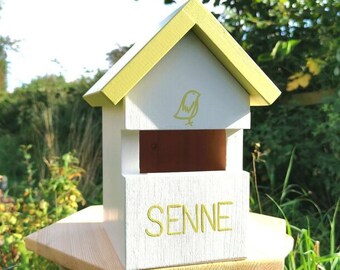 Personalised Bird House - Robin Bird Box - Robin Gift - Garden Gift