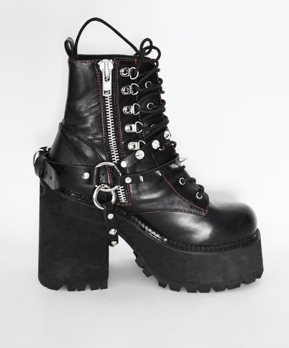 Strap on hotsell boot spikes