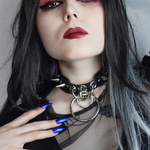 Women Unisex Leather Choker 