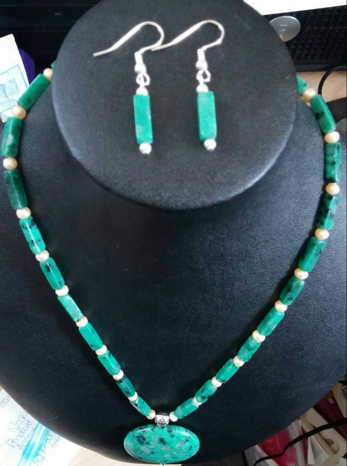 Kiwi necklace set Etsy