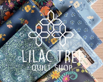 Fat Quarter 8 Piece Fabric Bundle - Moda Fabrics Crystal Manning - Cannon Beach
