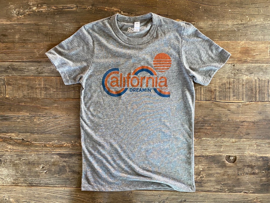 Retro California Dreamin' T-shirt - Etsy