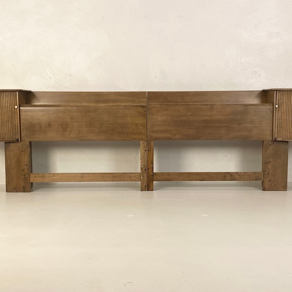 King-Size Headboard by Heywood Wakefield Cadence, Circa 1955 - *Please ask for a shipping quote before you buy.