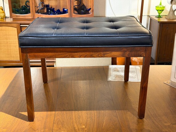 Oiled Walnut Ottoman by Jack Cartwright for Founders Line Patterns 10, Circa 1960s