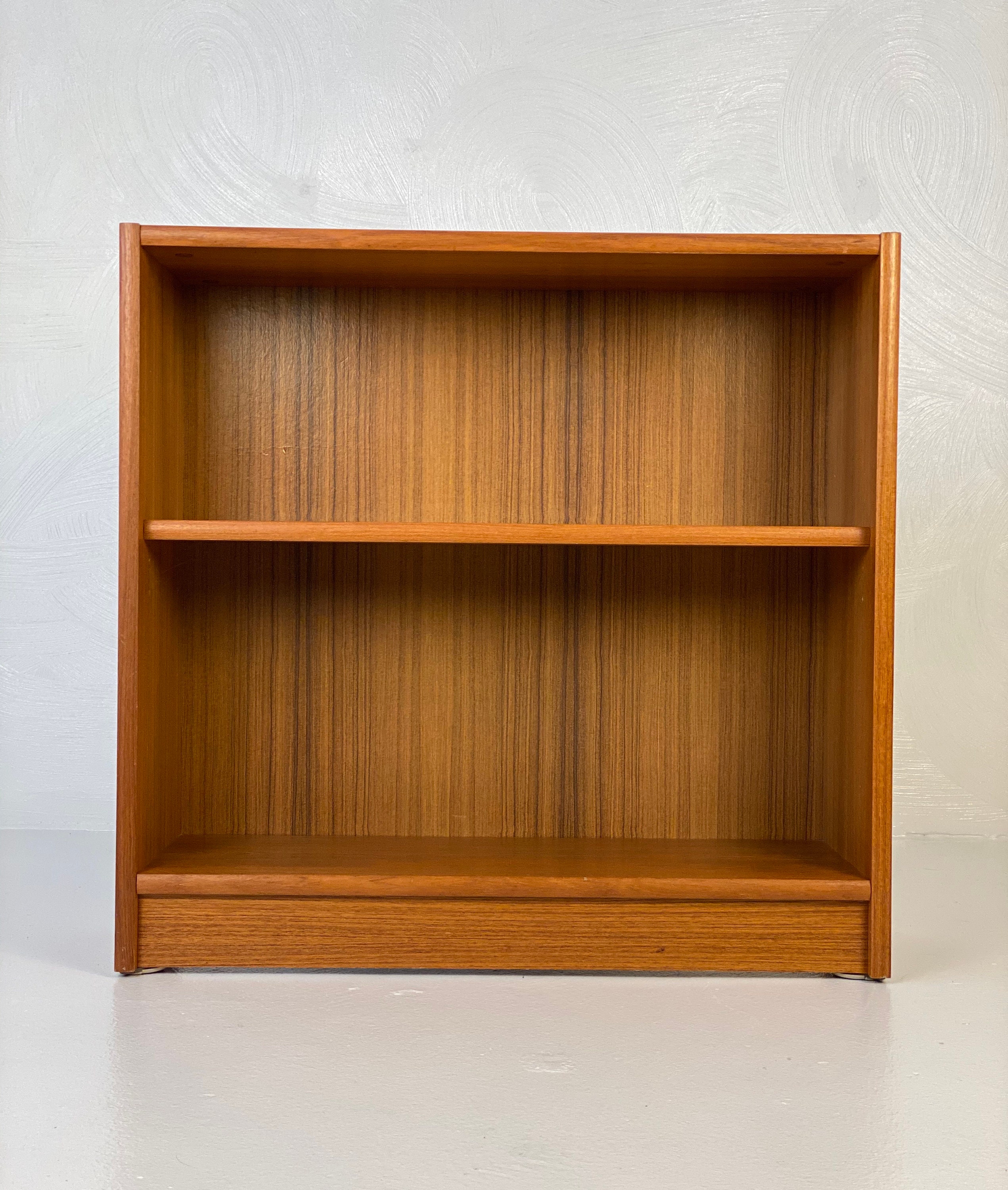 Small Danish Teak Bookcase *Please see notes on shipping before you purchase.