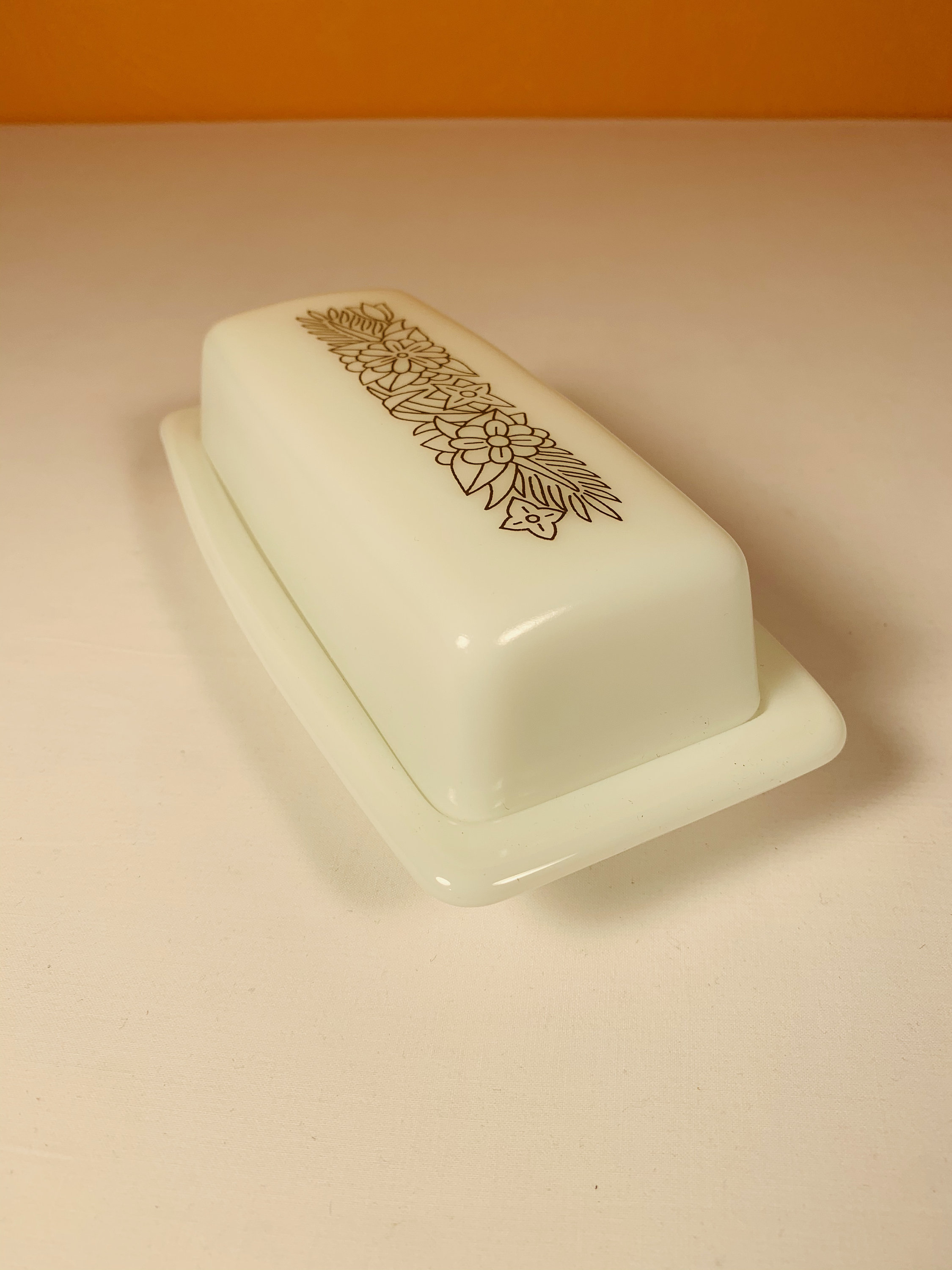 Pyrex Woodland Butter Dish