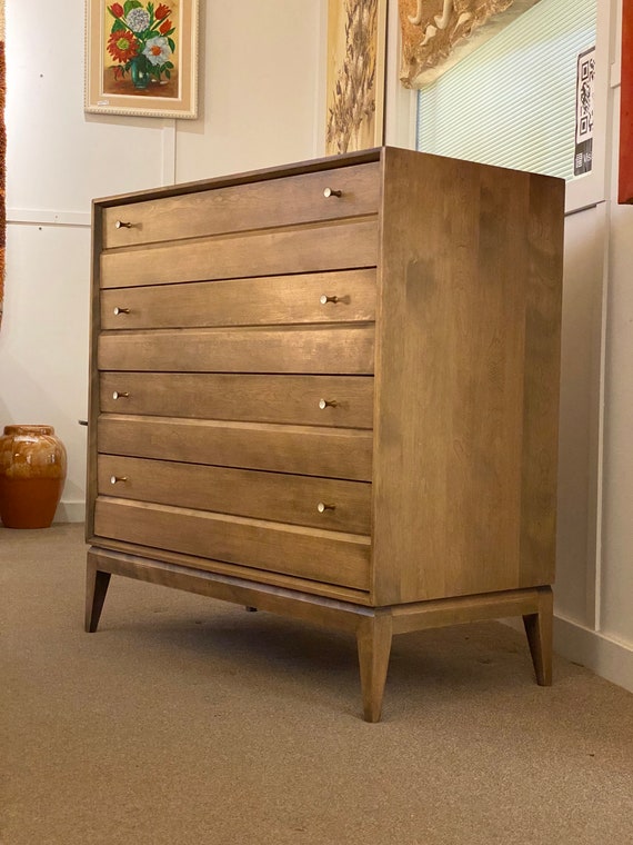 Heywood Wakefield Cadence 4-Drawer Chest, Circa 1955 - *Please ask for a shipping quote before you buy.