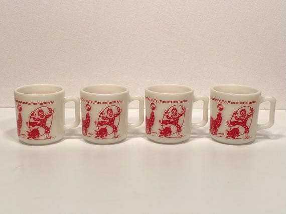 Set of Four Hazel Atlas Circus Theme Mugs