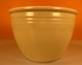 Fiesta Ivory 2 Mixing Bowl - Pre-1938