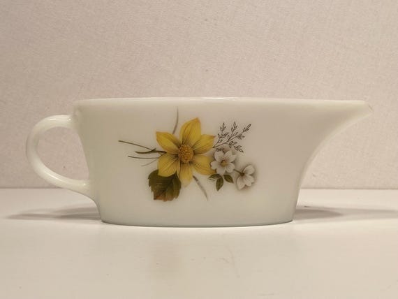 JAJ English Pyrex Autumn Glory Gravy Boat