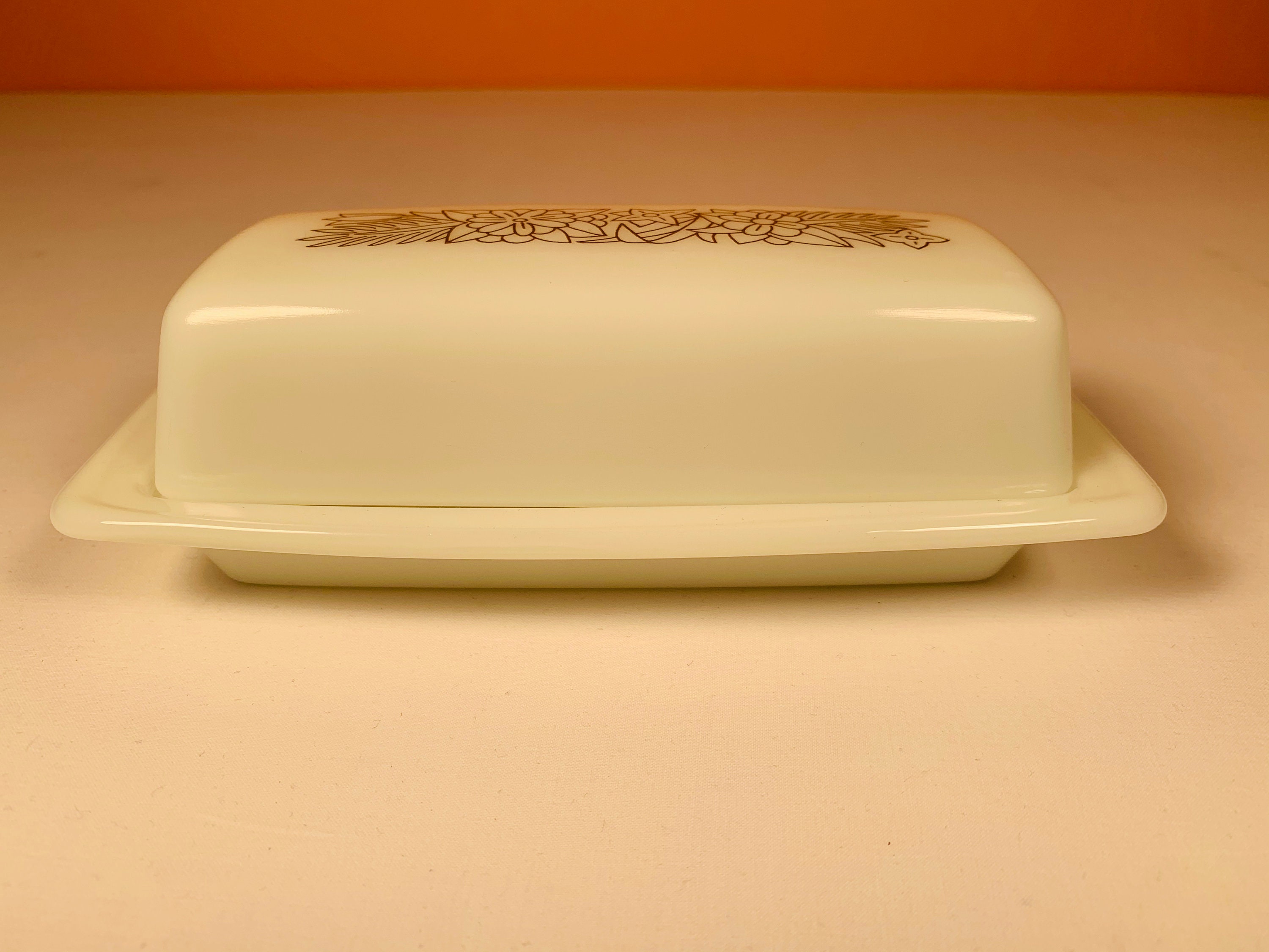 Pyrex Woodland Butter Dish
