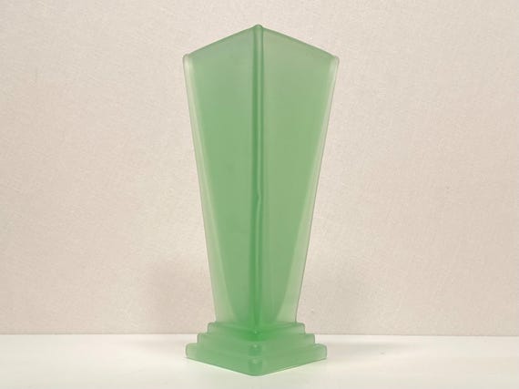 New Martinsville Modernistic Green Satin Glass Vase