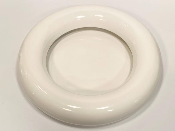 White Ceramic Bulb Bowl Vase by Pino Spagnolo for Bonwitt Teller - Saturno, Italy.