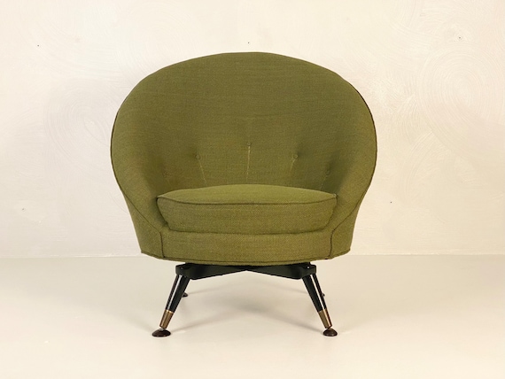 Mid Century Modern Green Swivel Lounge Chair, Circa 1960s - *Please ask for a shipping quote before you buy.