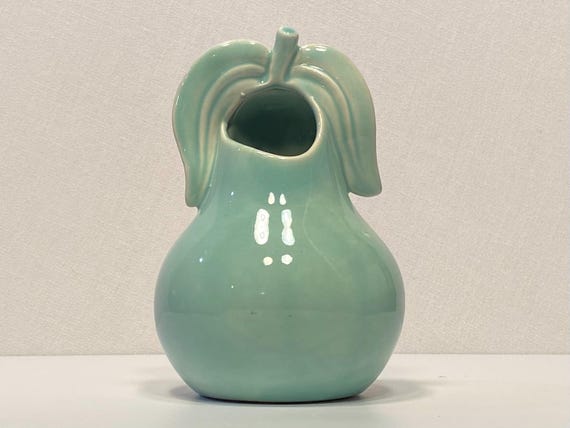 Red Wing Pottery Pear Shaped Vase / Planter