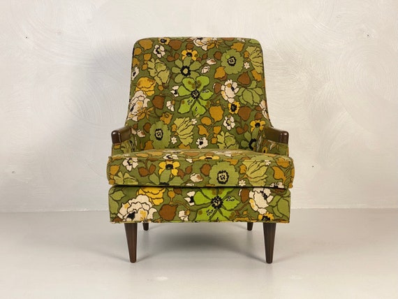 Floral Lounge Chair by Schnadig Corp., Circa 1970 - *Please ask for s hipping quote before you buy.