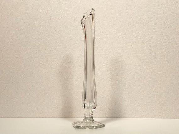 11" Clear Glass Swung Vase