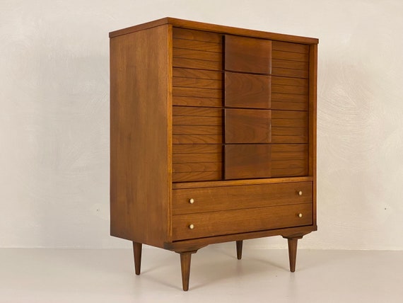 Walnut Chest of Drawers by Johnson Carper, Circa 1960s - *Please ask for a shipping quote before you buy.