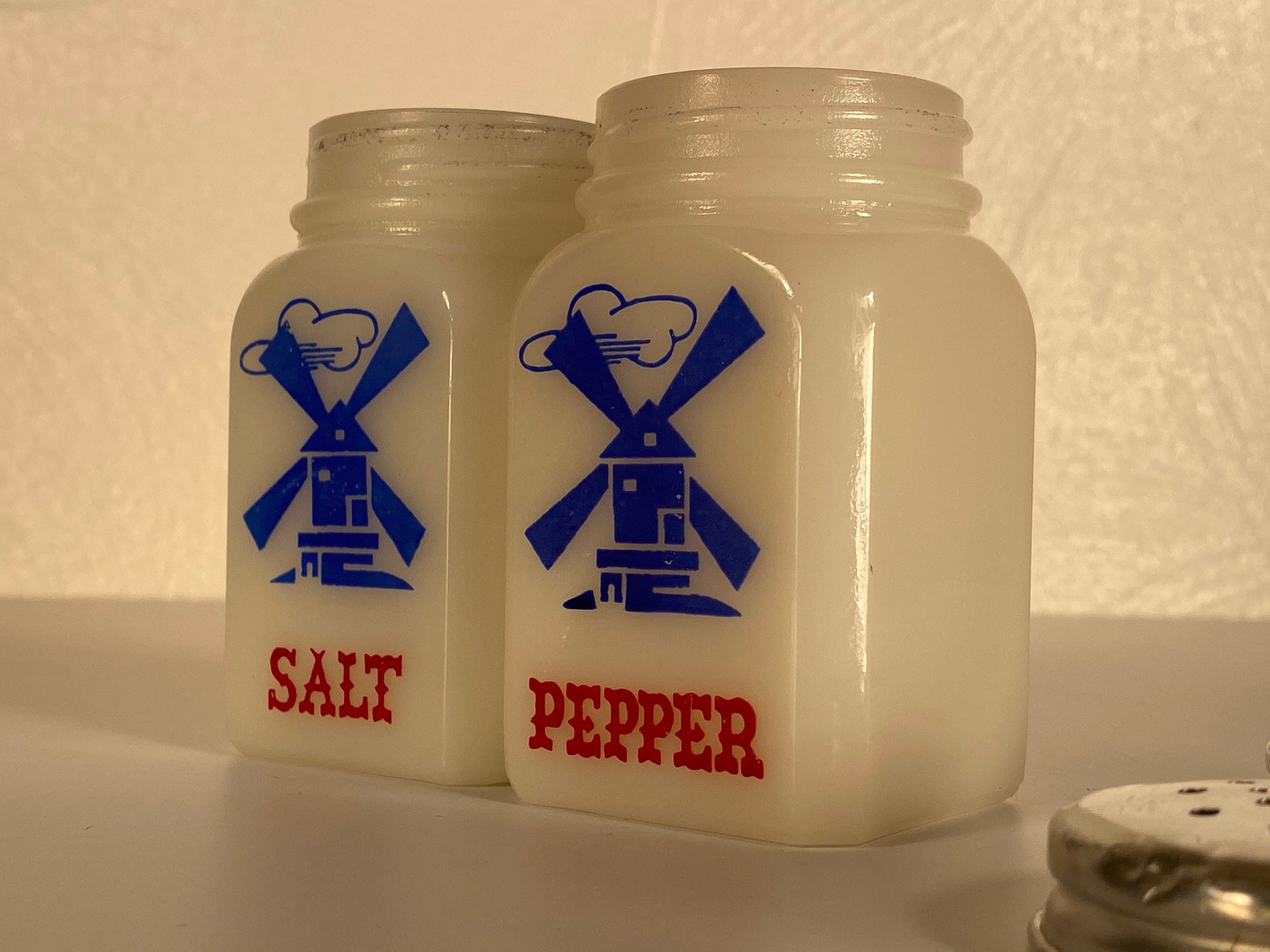 Milk Glass Salt & Pepper Shaker Set - Rod Works