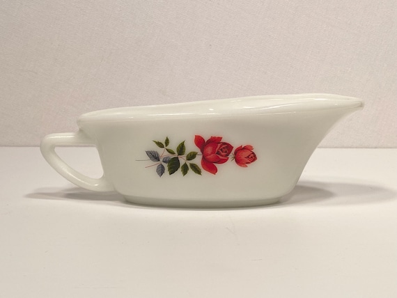JAJ Pyrex June Rose Gravy Boat