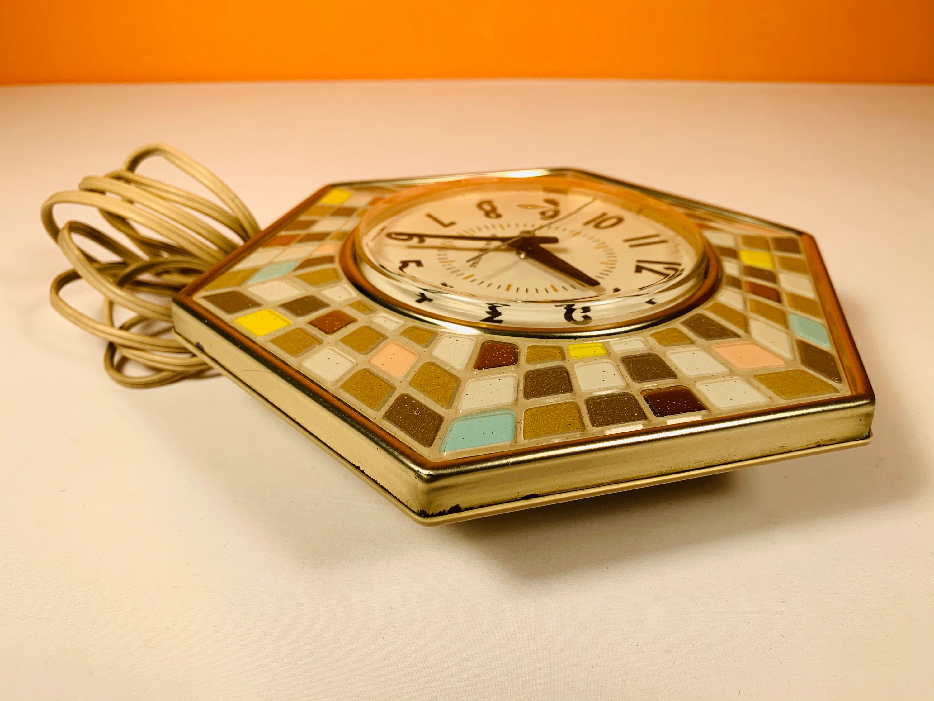 General Electric Model 2118A Mosaic Wall Clock