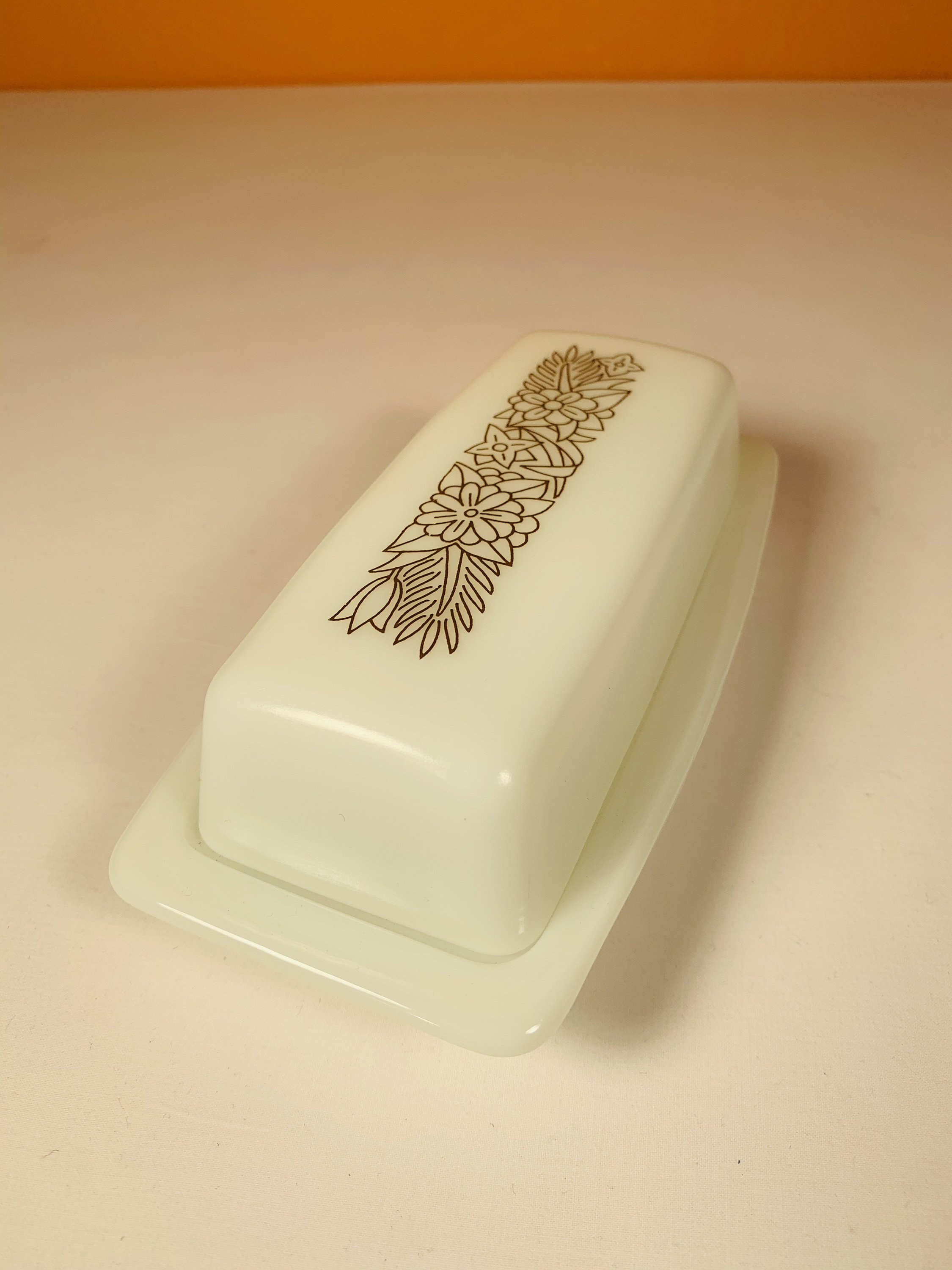 Pyrex Woodland Butter Dish