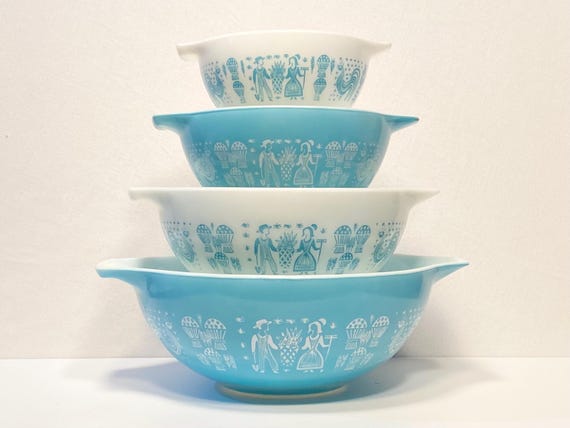 Pyrex Butterprint Mixing Bowl Set