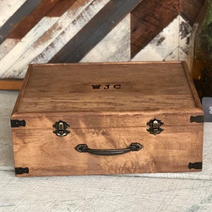 Watch Box / Trunk / Chest / Watch Display / Watch Organizer / Compartment Box / Watch Storage / Wood / Maple / Cherry / Anniversary / Map