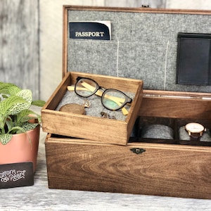 Watch Box / 8 Watch / Compartments / Valet Tray  / Watch Organizer / Jewelry /  Watch Case / Watch Storage / Wood / Maple / Cherry / Linen