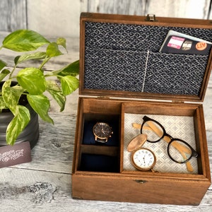 Sale / Watch Box / 6 Watch / Compartments / Valet Tray / Jewelry / Watch Organizer / Valet Watch Case / Watch Storage / Linen