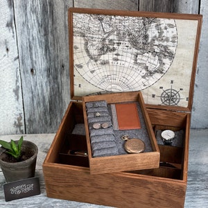 Watch Box / 12 Watch / Compartments / Watch Organizer / Watch Display / Watch Case / Large / Jewelry Box / Wood / Linen / Valet Tray