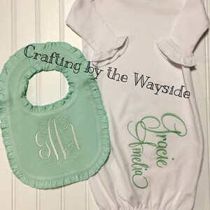 Personalized Baby Gown/Monogram Baby Gown/Personalized Baby Bib/Personalized Baby Item