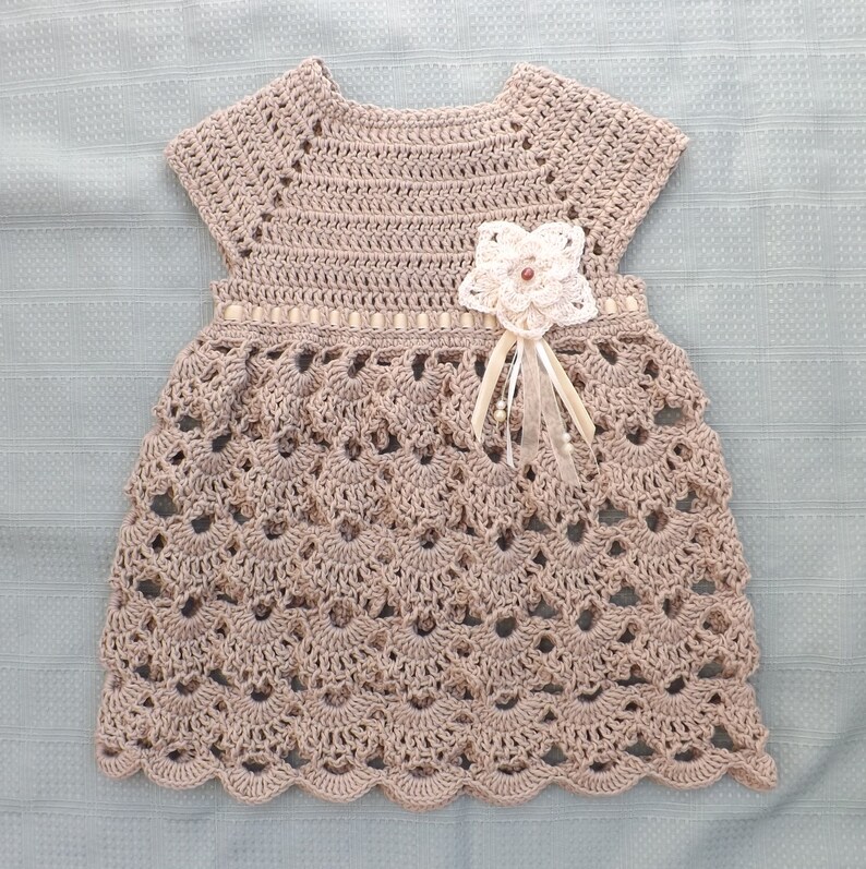 Debbie Bliss Luxury Cotton and Cashmere Yarn Girls Summer Dress Fits Age 2-3 Years Girl/'s COTTONCASHMERE CROCHET Dress Chest 20-22