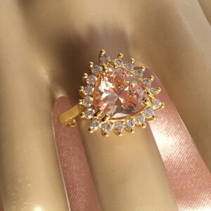 Vintage sieraden geelgouden ring met driehoekige champagne en witte saffieren antieke art deco jurk sieraden grote ring maat T