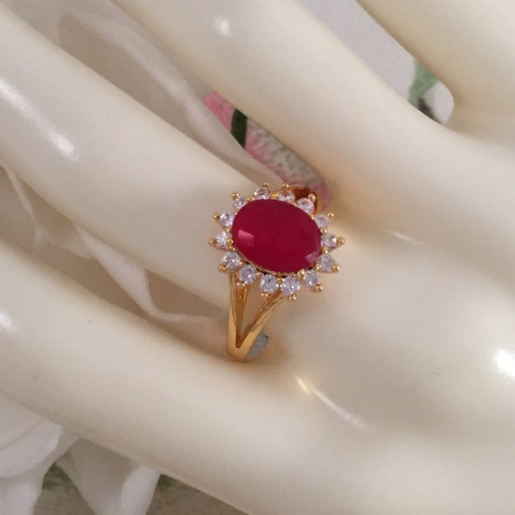 Vintage Jewellery Yellow Gold Ring with Ruby and … - image 6