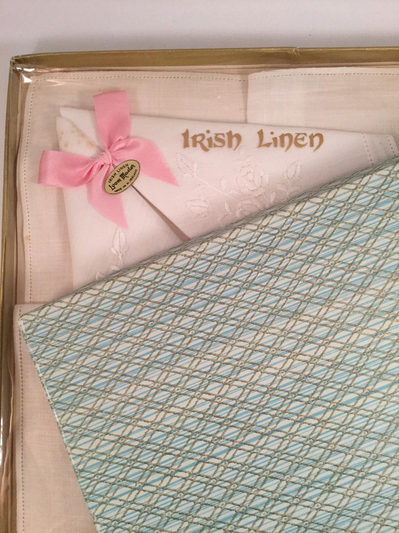 Boxed Vintage Handkerchiefs Hankies Hankys White Irish Linen in box Wedding Mother of the Bride Bridesmaids gifts Loom Master made Ireland