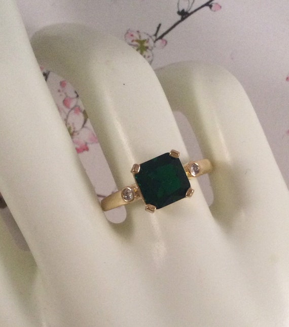 Vintage Jewellery Yellow Gold Ring with Emerald a… - image 4