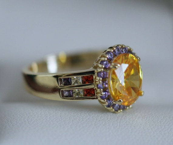 Vintage Jewellery Yellow Gold Ring with bright ye… - image 5
