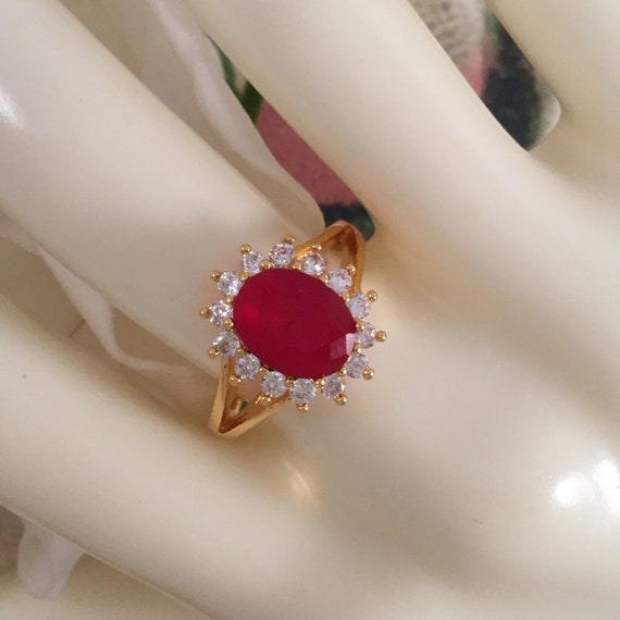 Vintage Jewellery Yellow Gold Ring with Ruby and … - image 5
