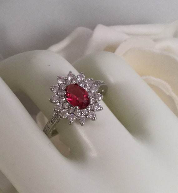 Vintage Jewellery Gold Ring with Ruby and White S… - image 2